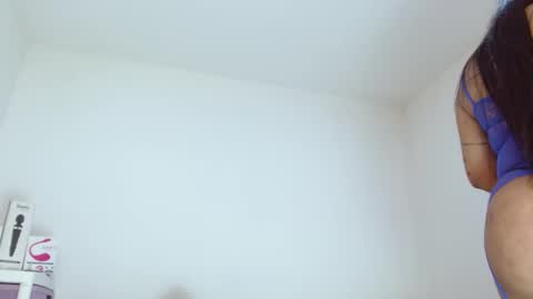 Sasha Creamy online show from 09.30.25