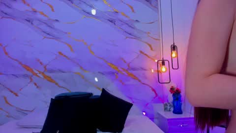 Sasha online show from 02.20.25