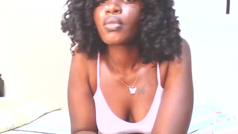 Snapshot of sasha_novah chatting on 07.21.26 Sasha online show from 07.21.26