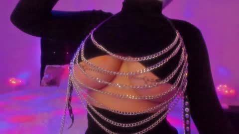   Sasha   online show from 12.03.24