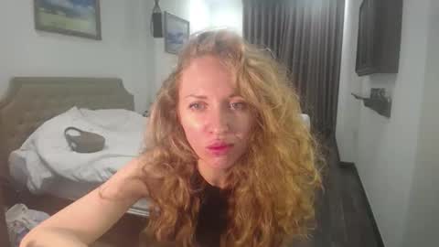 Sasha online show from 12.15.25