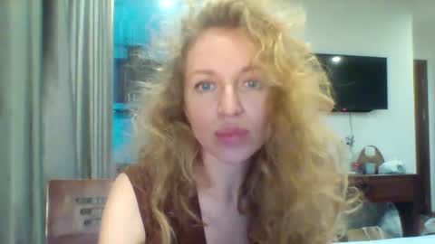 Sasha online show from 12.19.25