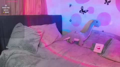 Snapshot of sashaweb chatting on 02.22.25 Sasha Independent model online show from 02.22.25