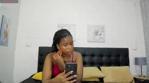 SashhaLux22 online show from 01.12.26