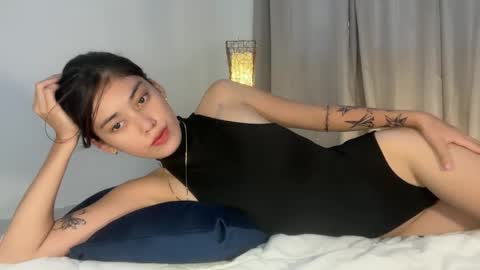 sashi_kaye online show from 03.08.26