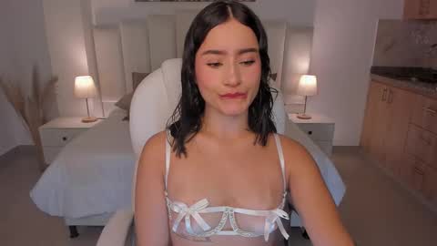 saskia litt online show from 12.23.25