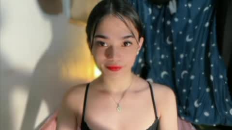 Snapshot of sassy_keath chatting on 06.26.26 Keath online show from 06.26.26