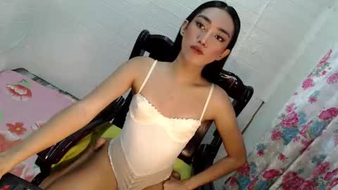 KEYLLA online show from 02.17.26