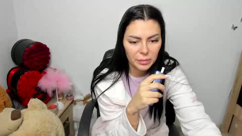 sassytiff online show from 04.14.26