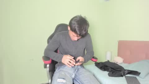 Snapshot of sasuke_uchiha12 chatting on 02.23.25 Evans Williams online show from 02.23.25