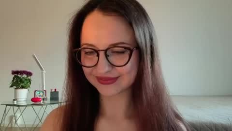 Snapshot of satin_sin chatting on 05.21.26 Lori online show from 05.21.26