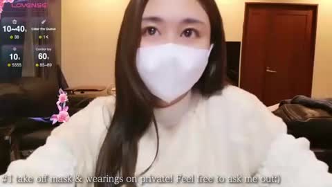 Snapshot of satomi_japan chatting on 02.14.25 CEO Satomi -Japan- online show from 02.14.25