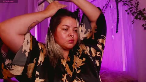 Gina George online show from 01.06.25