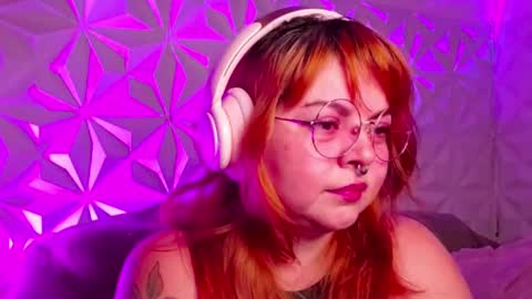 Gina George online show from 09.15.25