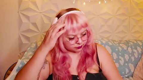 Snapshot of satyn_doll chatting on 06.03.26 Gina George online show from 06.03.26