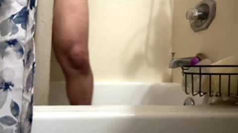 Snapshot of saucy_latino chatting on 01.05.26 ElVergone online show from 01.05.26