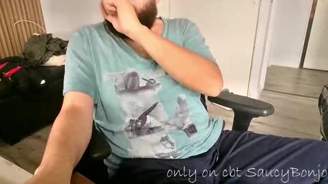 Snapshot of saucybonjo chatting on 03.02.25 Ben online show from 03.02.25