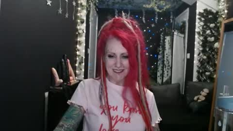 SaucySky online show from 02.12.25