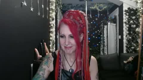 SaucySky online show from 02.17.25