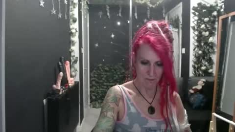 SaucySky online show from 09.10.25