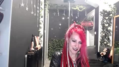 SaucySky online show from 03.27.26