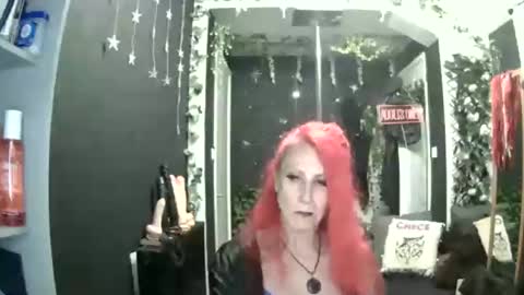Snapshot of saucysky chatting on 07.17.26 SaucySky online show from 07.17.26