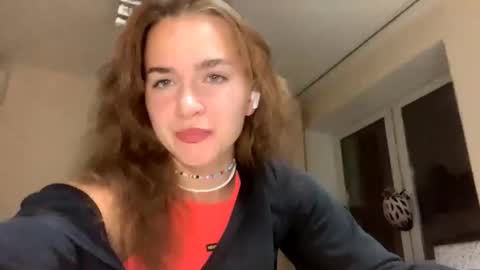 Snapshot of saundrayeeloy chatting on 10.18.25 Martha online show from 10.18.25