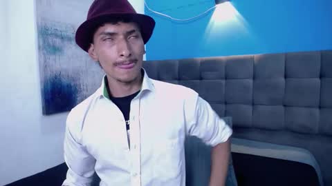 SavageLover  online show from 01.06.26