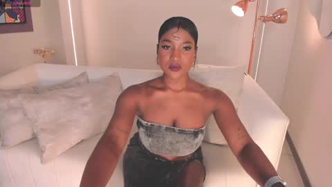 S a v a n n a h  online show from 01.29.25