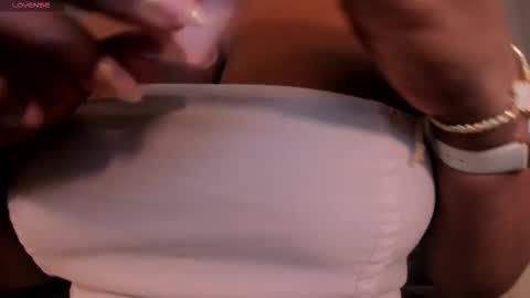 S a v a n n a h  online show from 10.08.25