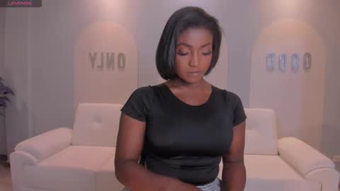 S a v a n n a h  online show from 10.09.25