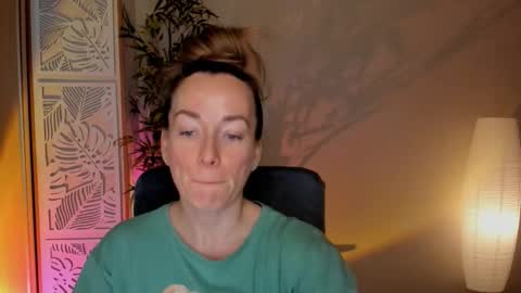 save the qween online show from 02.15.26