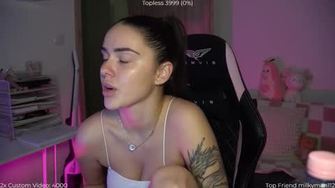 Snapshot of savvage_play chatting on 11.13.25 Naomi online show from 11.13.25