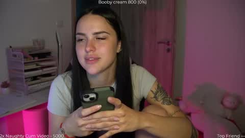 Snapshot of savvage_play chatting on 05.24.26 Naomi online show from 05.24.26