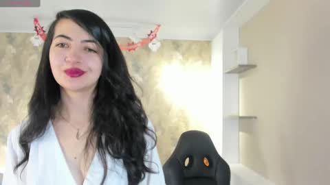 Snapshot of saya_amaretto1 chatting on 10.16.25 Saya Amaretto online show from 10.16.25