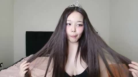 Snapshot of sayanimo chatting on 04.18.26 Saya online show from 04.18.26