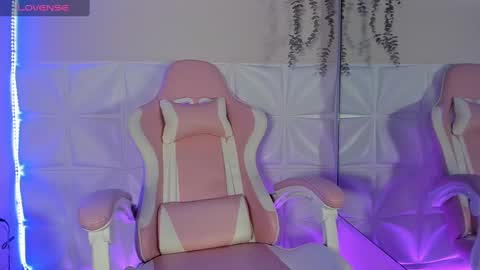 Say Lilith   Monday to Saturday 700am to 140pm Colombian time  online show from 02.18.25