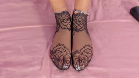 Say Lilith   Monday to Saturday 700am to 140pm Colombian time  online show from 03.07.25