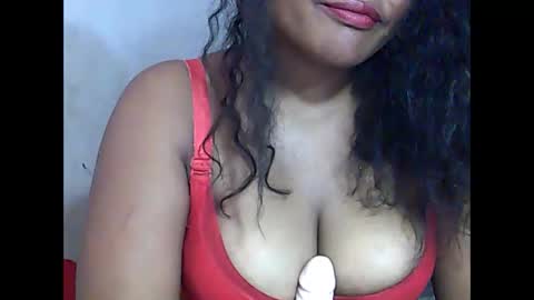 Snapshot of saylla1 chatting on 01.13.26 saylla1 online show from 01.13.26