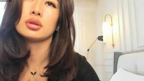 Snapshot of sayyokomia chatting on 01.08.26 SayokoMia online show from 01.08.26