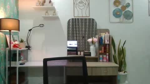 scarlett. online show from 01.09.25