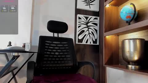 Scarleet online show from 02.04.26