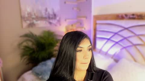 Snapshot of scarlet__hill chatting on 01.04.25 scarlet hill online show from 01.04.25