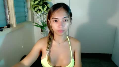 Snapshot of scarlet_amaya chatting on 05.14.26 scarlet online show from 05.14.26