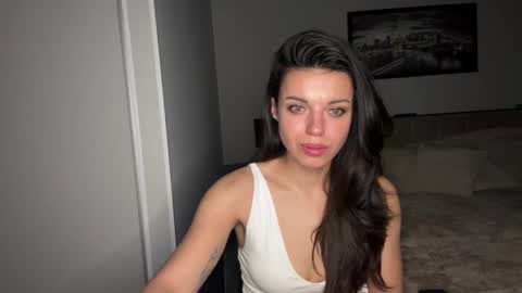 Snapshot of scarlet_daisy_ chatting on 05.21.26 Sophie online show from 05.21.26