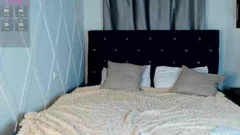 Snapshot of scarlet_enchantress chatting on 03.19.26 scarlet_enchantress online show from 03.19.26