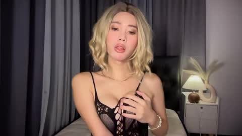 Snapshot of scarlet_hetland chatting on 05.31.26 sweet scarlete online show from 05.31.26
