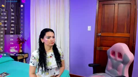 scarlet_hit online show from 03.11.25