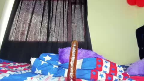 scarlet_tommy online show from 02.19.25