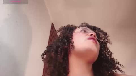 scarlet_veil online show from 01.05.26